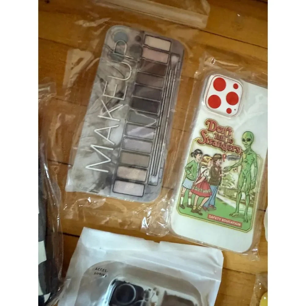 NEW IPhone 13 Pro Max phone case bundle colorful fun‎